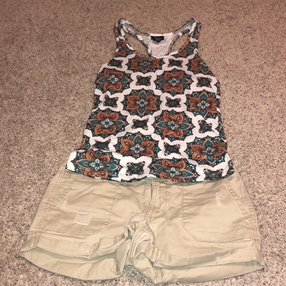 tank top size M, shorts size 0